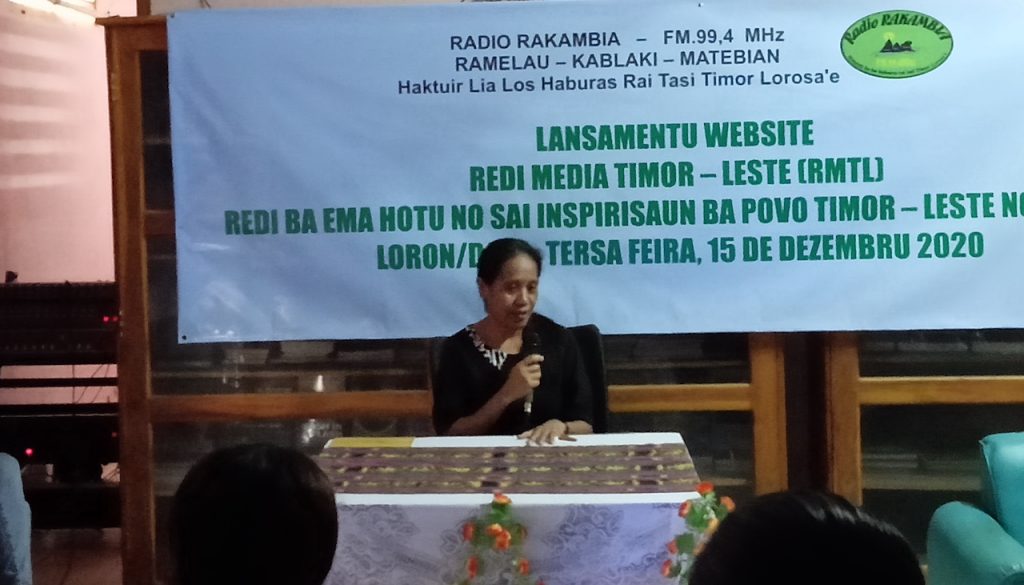 Diretora Executivu Sra.Terezinha Cardoso hanesan orador prinsipal dahuluk iha eventu lansamentu refere, koalia kona-ba  kontestu feto Timor-Leste emjeral. 